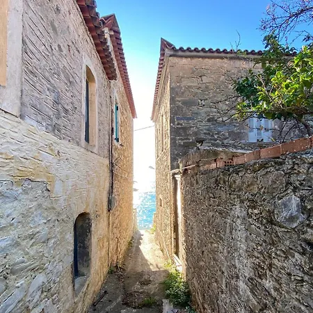 Lovely In Agios Dimitrios Mani *